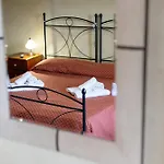 Fattoria Delle Vignole * Sommariva Perno