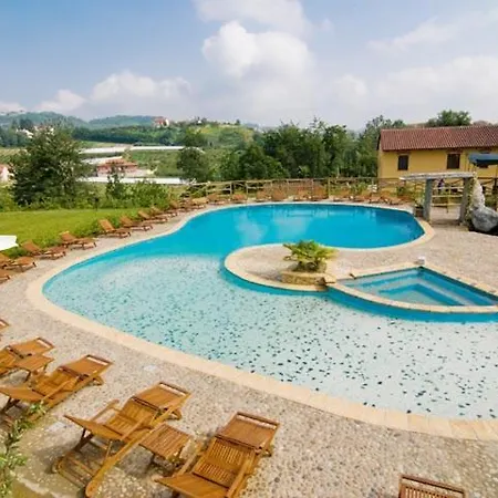 Fattoria Delle Vignole Villa Sommariva Perno