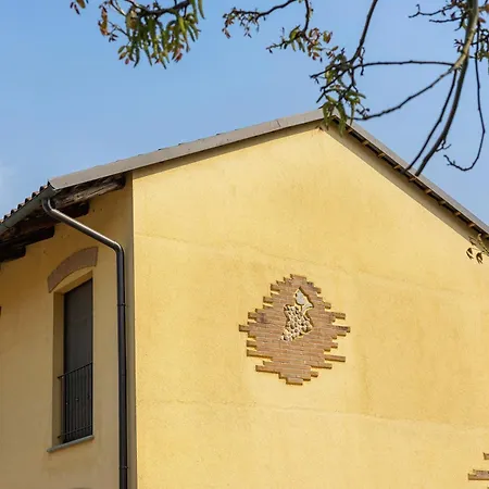 Fattoria Delle Vignole Villa Sommariva Perno