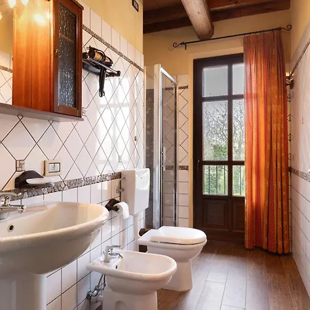 Fattoria Delle Vignole Sommariva Perno