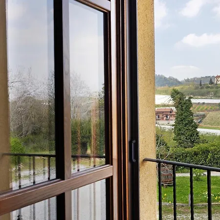 Fattoria Delle Vignole * Sommariva Perno