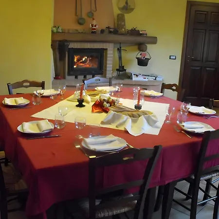 ヴィラ Fattoria Delle Vignole Sommariva Perno