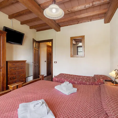 Fattoria Delle Vignole * Sommariva Perno