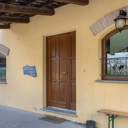 Fattoria Delle Vignole * Sommariva Perno