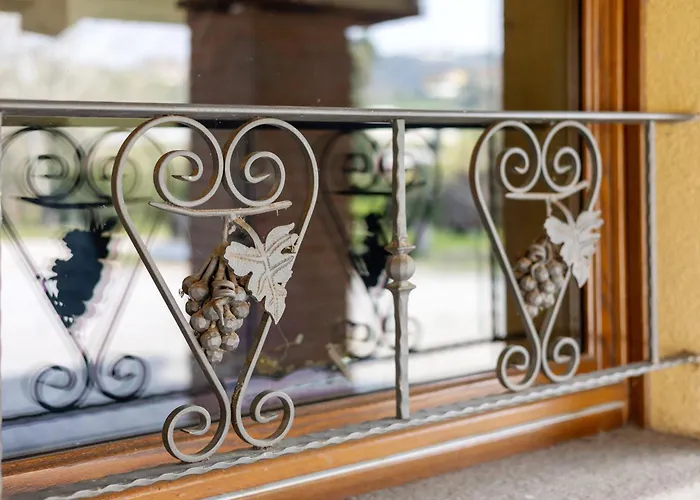 Villa Fattoria Delle Vignole Sommariva Perno